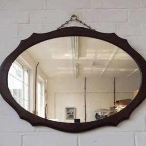 قاب آینه چوبی بیضی طرح دار